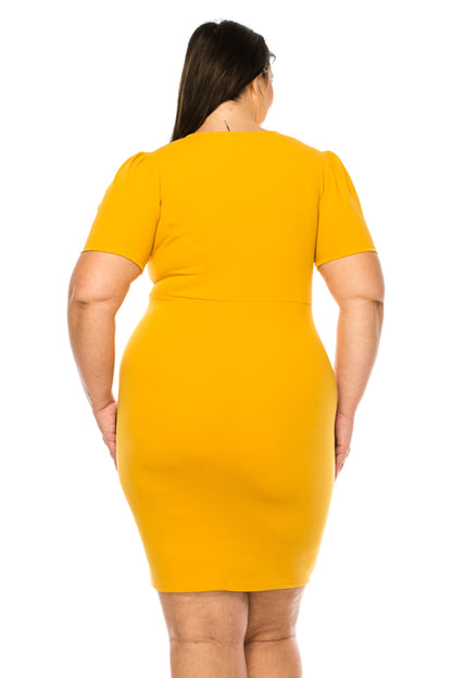Women's Plus Size V-neck Sheath Dress with Buckle Accent and Puff Sleeves