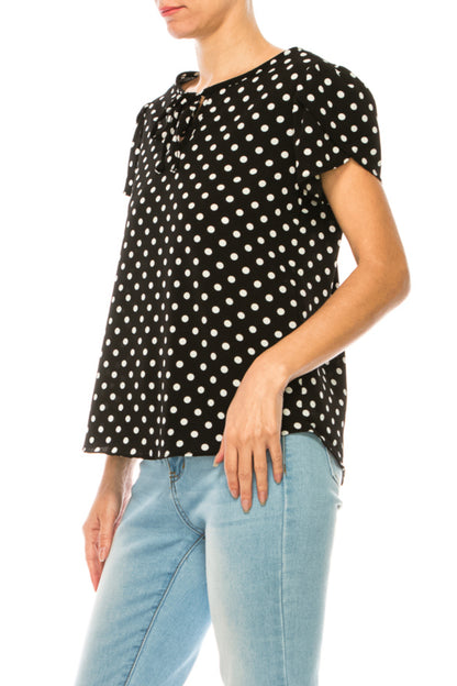 Women's Polka Dot Overlapping Short Sleeve Ribbon Accent Top