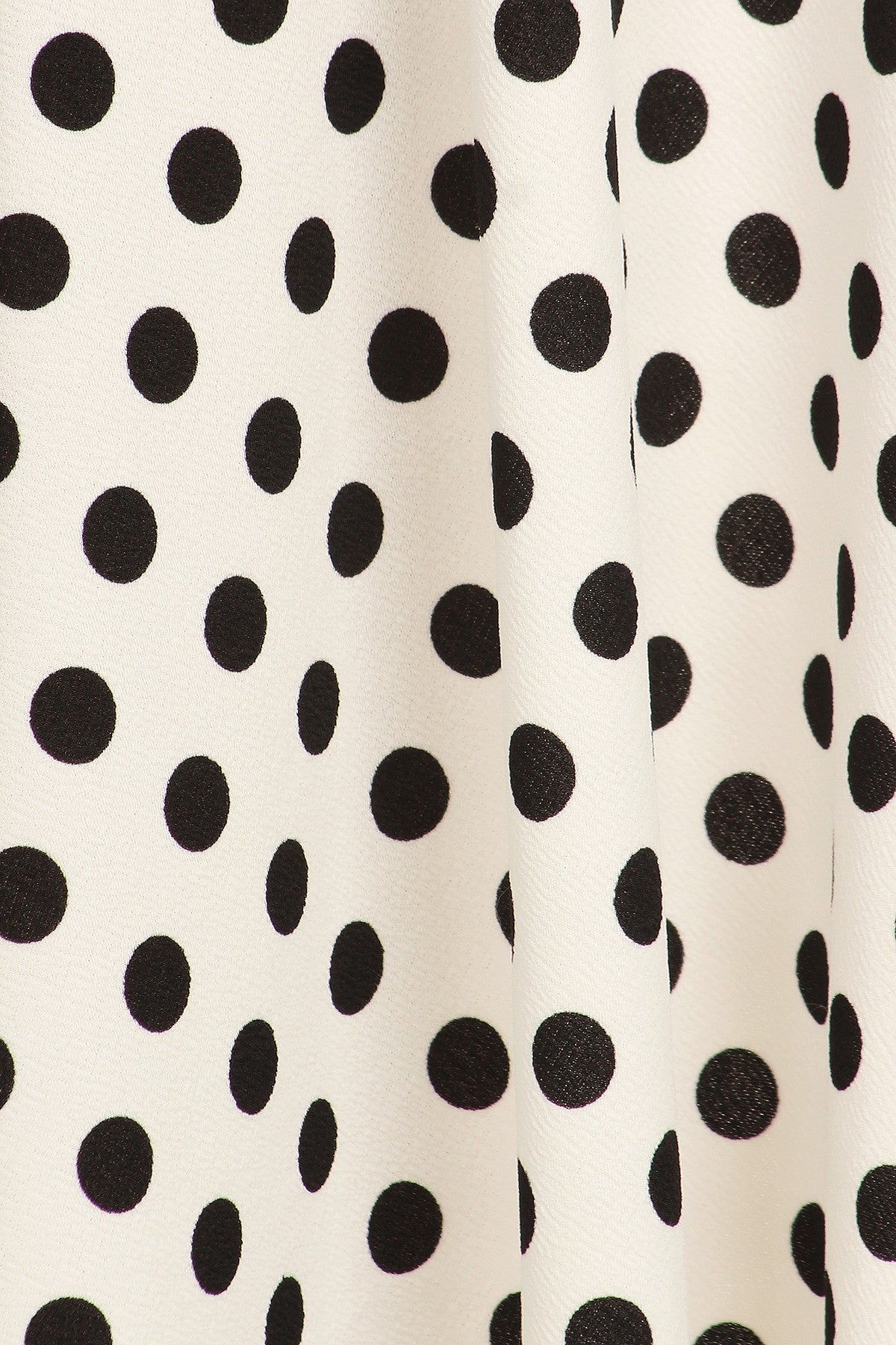 Polka White Black