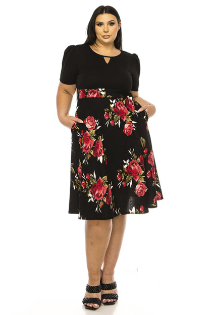 Women's Plus Size Knee-length Color Block Dress with Pockets